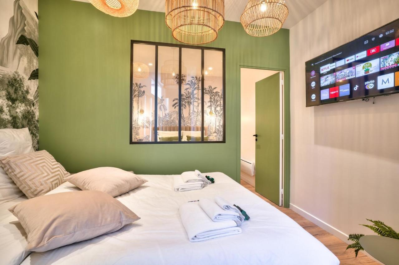 New Eiffel Tour ! Splendid Apartments In The Heart Of Paris Luaran gambar