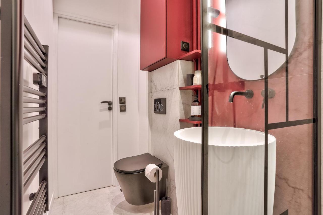 New Eiffel Tour ! Splendid Apartments In The Heart Of Paris Luaran gambar