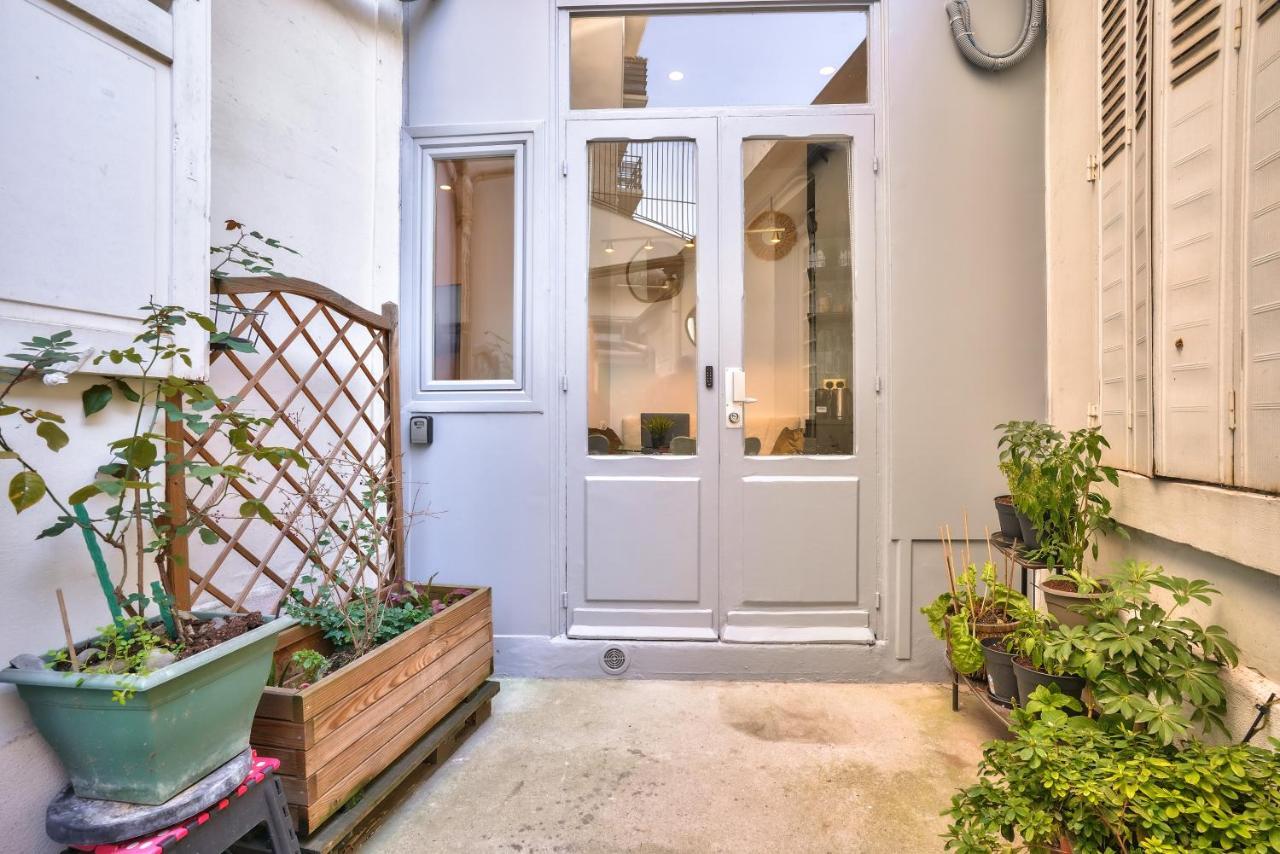 New Eiffel Tour ! Splendid Apartments In The Heart Of Paris Luaran gambar