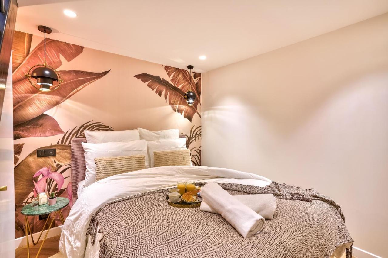 New Eiffel Tour ! Splendid Apartments In The Heart Of Paris Luaran gambar