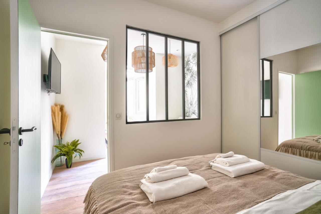New Eiffel Tour ! Splendid Apartments In The Heart Of Paris Luaran gambar