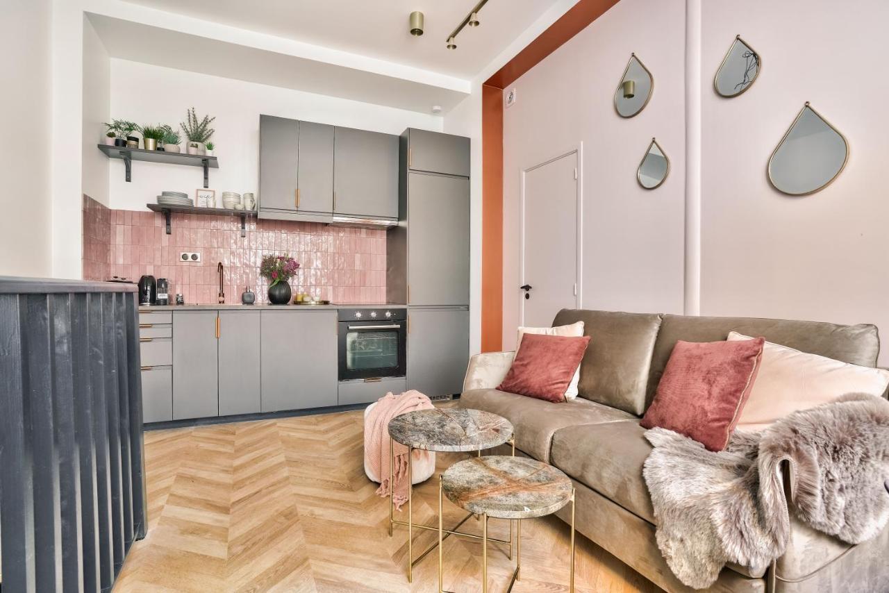New Eiffel Tour ! Splendid Apartments In The Heart Of Paris Luaran gambar