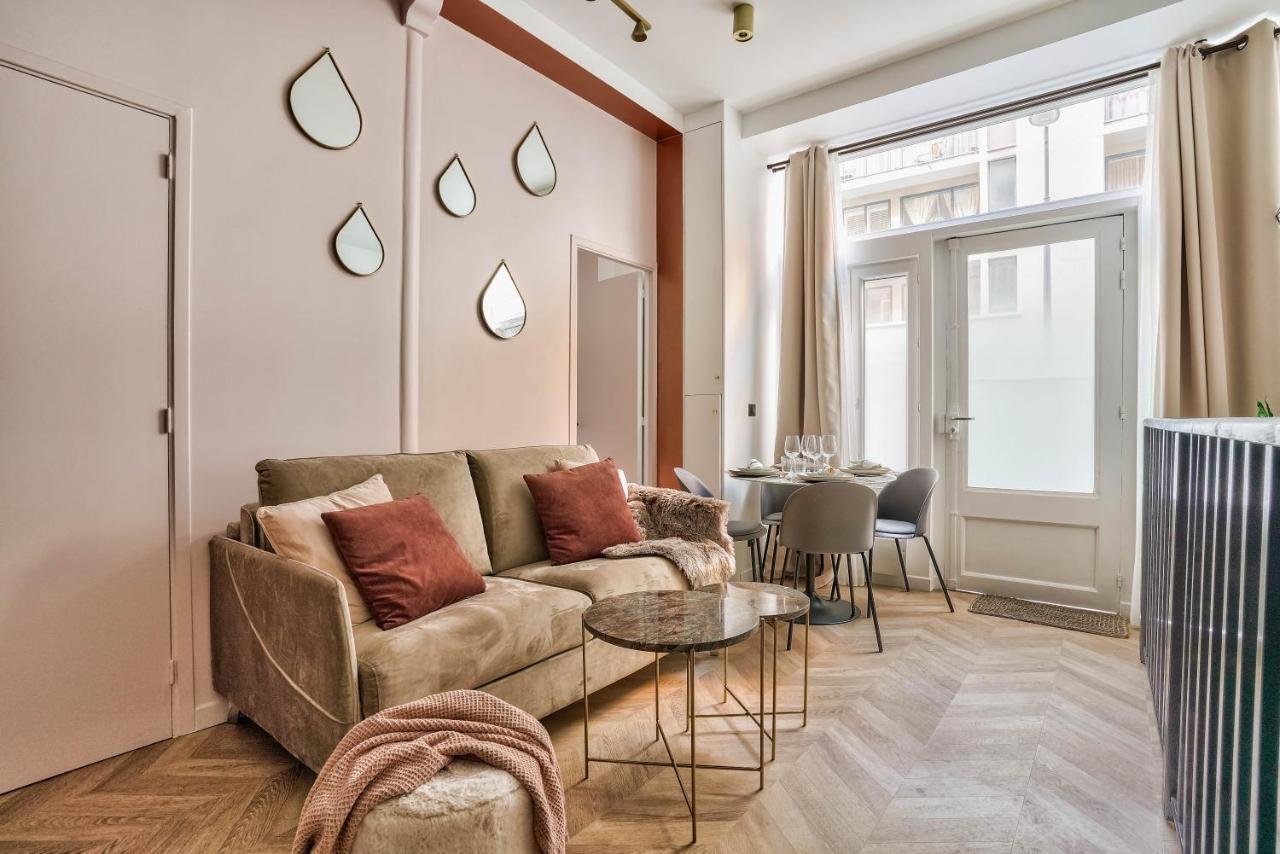 New Eiffel Tour ! Splendid Apartments In The Heart Of Paris Luaran gambar