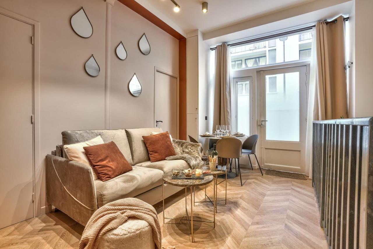 New Eiffel Tour ! Splendid Apartments In The Heart Of Paris Luaran gambar